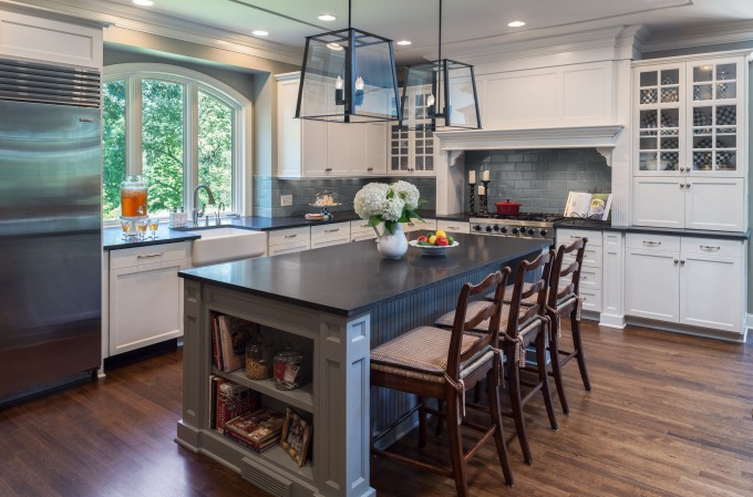 Open kitchen remodel in Minnesota with large center island design.